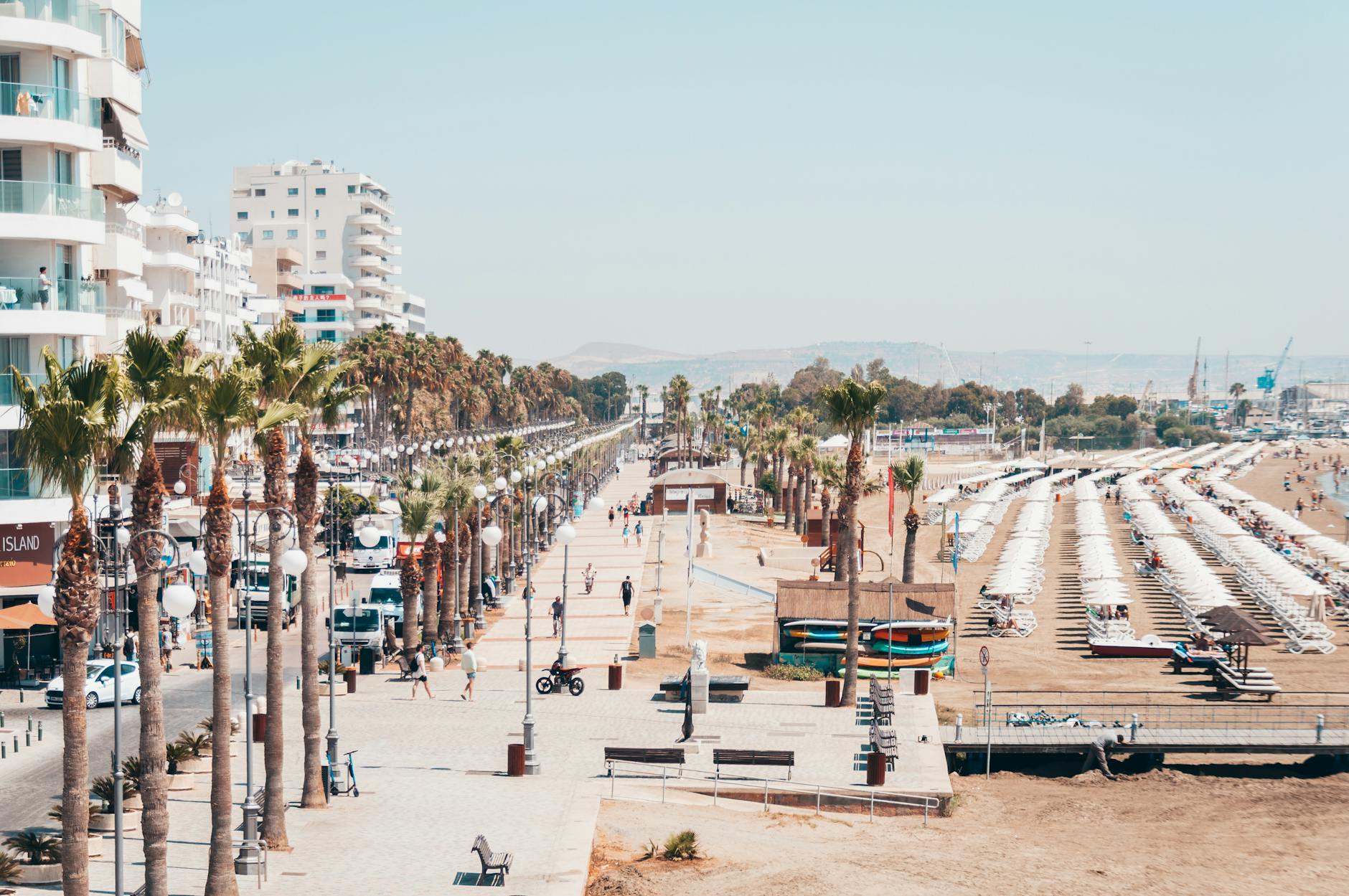 Larnaca: guía completa de la puerta de entrada a Chipre